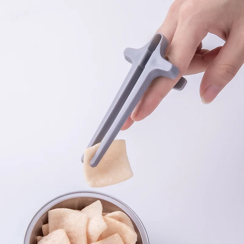 Hands-Free Snack Chopsticks, Food-Grade Reusable Mini Snack Tongs for Gaming, Typing & Watching TV — Black / Grey / Pink / White