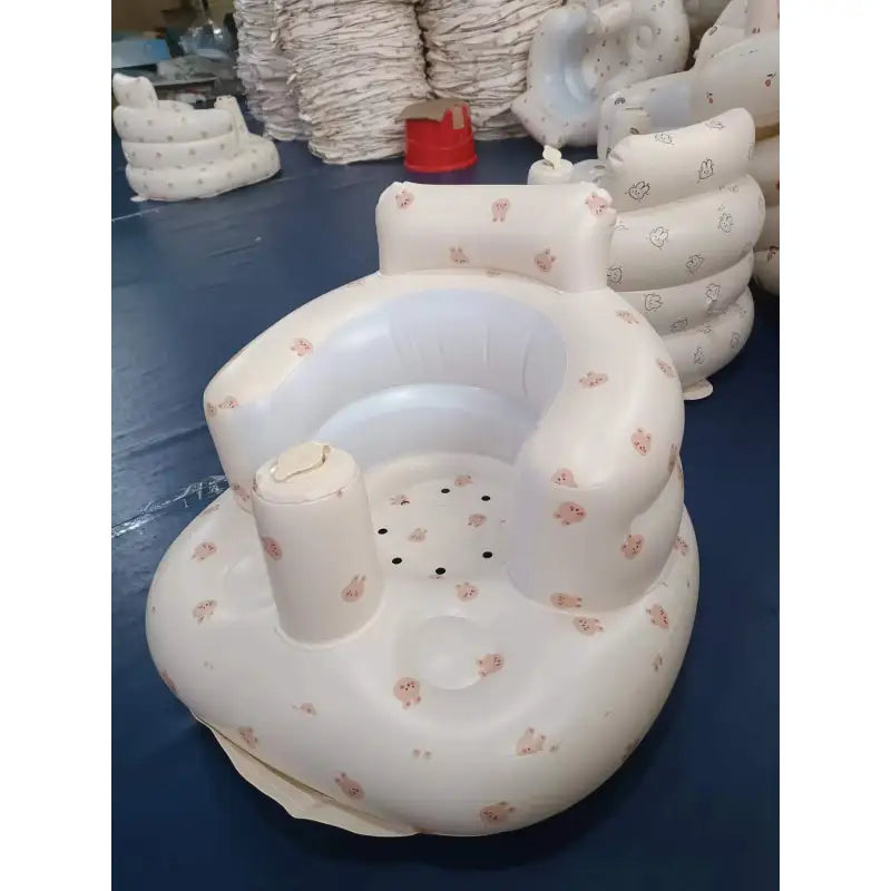 Inflatable Baby Chair for Dining & Bath, Portable PVC Baby Seat with Built-In Air Pump — Cute Designs