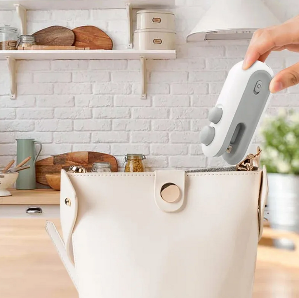 Portable USB Rechargeable Bag Sealer, Handheld Heat Sealer & Bag Cutter with Magnetic Back for Food Storage — White / Dark Blue