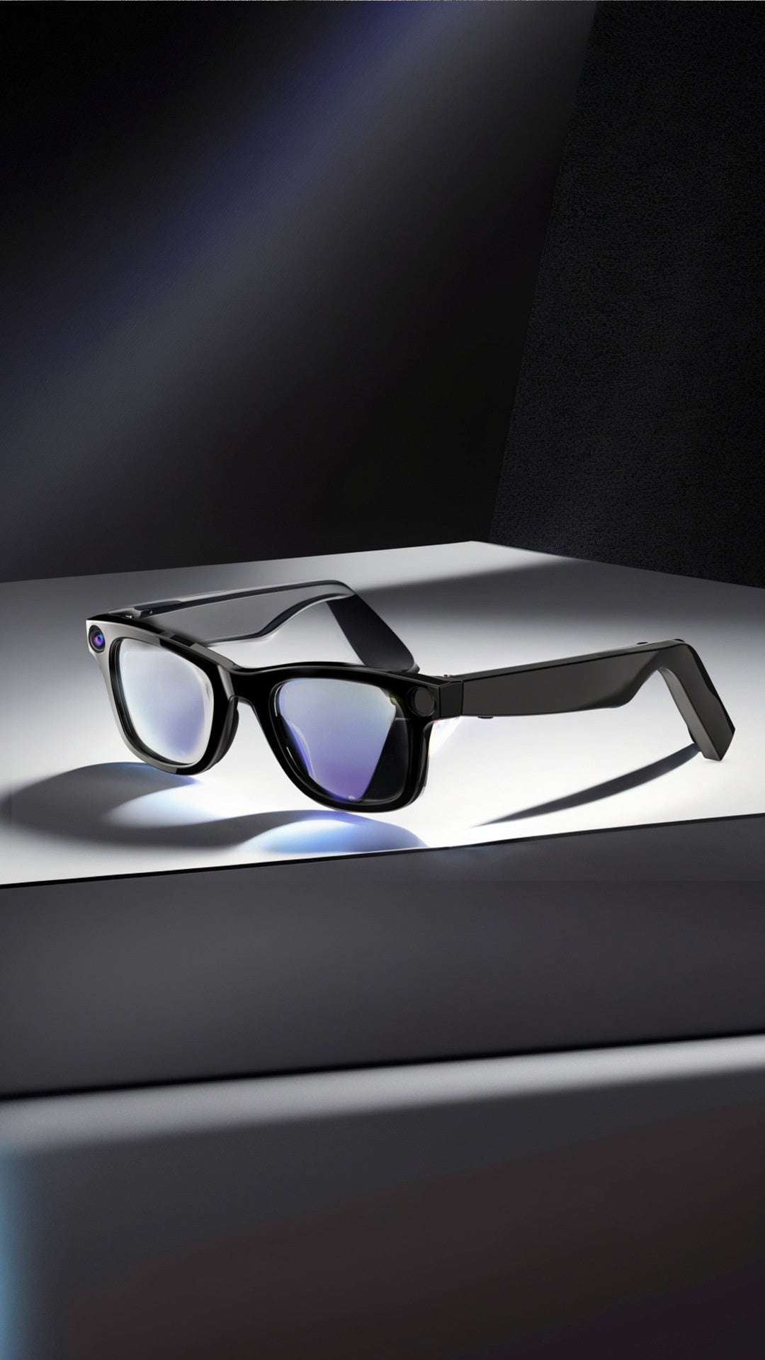 AI Camera Smart Glasses, HD Video Recording Smart Glasses with Anti-Shake, Voice Calls, Translation & Object Recognition — Sunglasses / Clear Lens